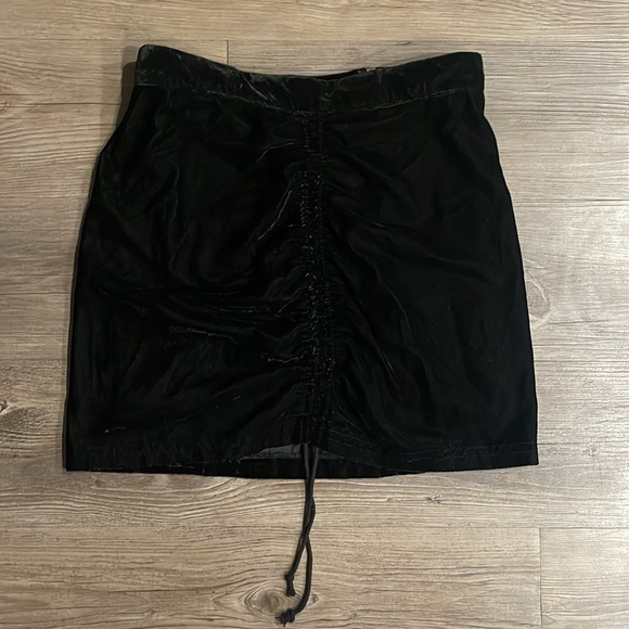 Free People Black Velvet Vivienne Mini Skirt - Picture 4 of 11